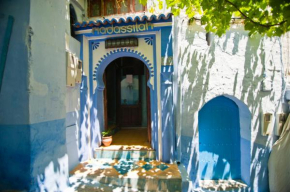 Отель Riad Assilah Chaouen  Шефшауэн